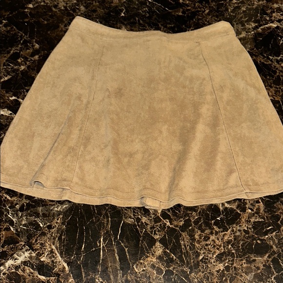 Velvet Tan Button-Front Skirt, Size M - Picture 9 of 12
